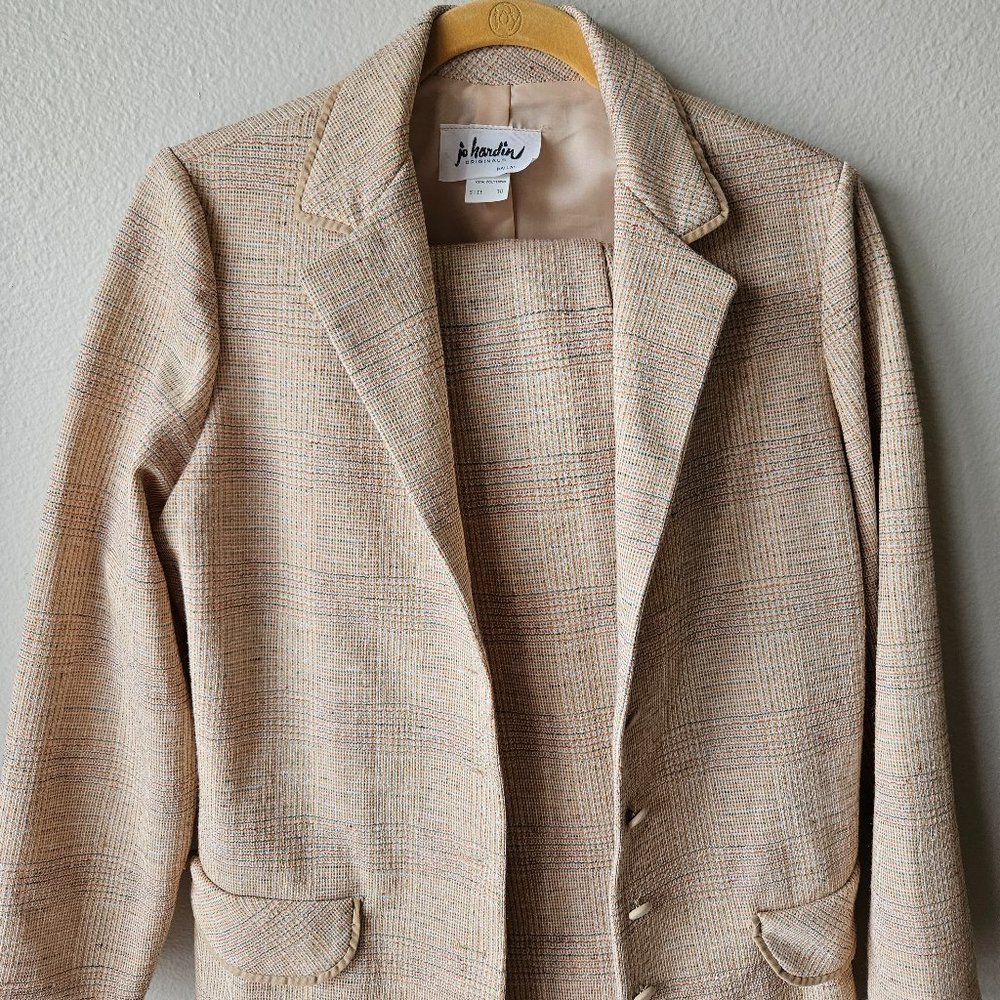 Jo Hardin 2 piece skirt suit.